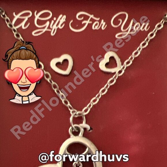 Genuine Crystal Silver Tone Heart Necklace and Earring Set NWT - Picture 6 of 8